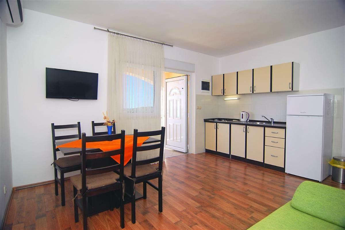 Апартаменти Apartman Luca Зечево Екстер'єр фото